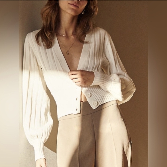 ARITZIA WILFRED Plunge Front Cardigan Merino Wool Sweater Oak White XXS - Picture 2 of 14